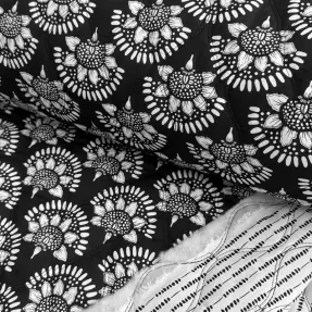Bavlnená látka VOILE STEPPED Bouquet flowers balck digital print